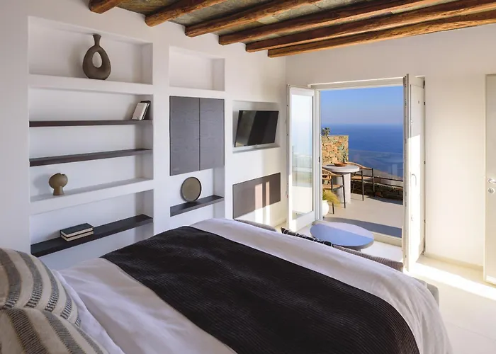 Seascape Suites Folegandros